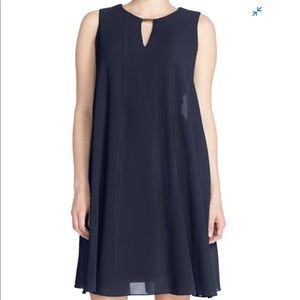 Vince Camuto Keyhole Dress (size 6)